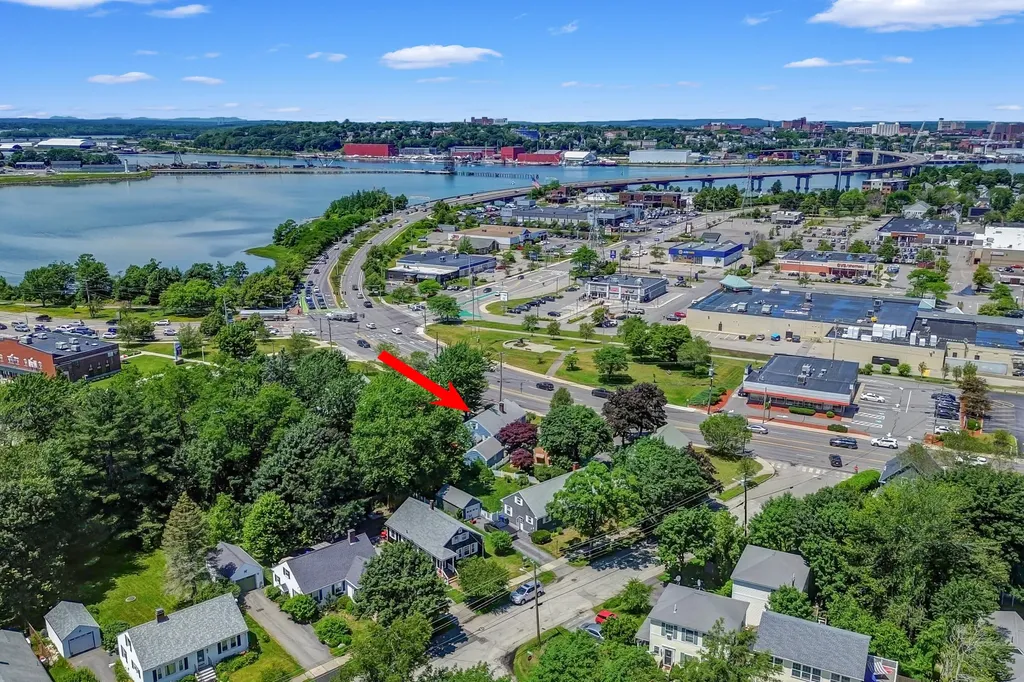 628 Broadway South Portland ME 04106