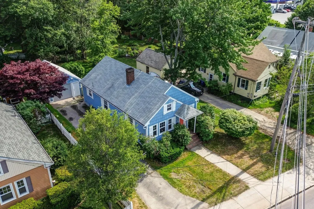 628 Broadway South Portland ME 04106