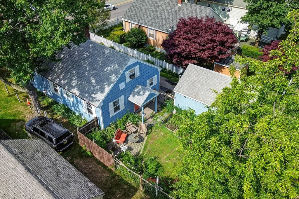 628 Broadway South Portland ME 04106