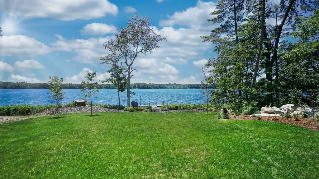 200 Thomas Pond Terrace Road Raymond ME 04071