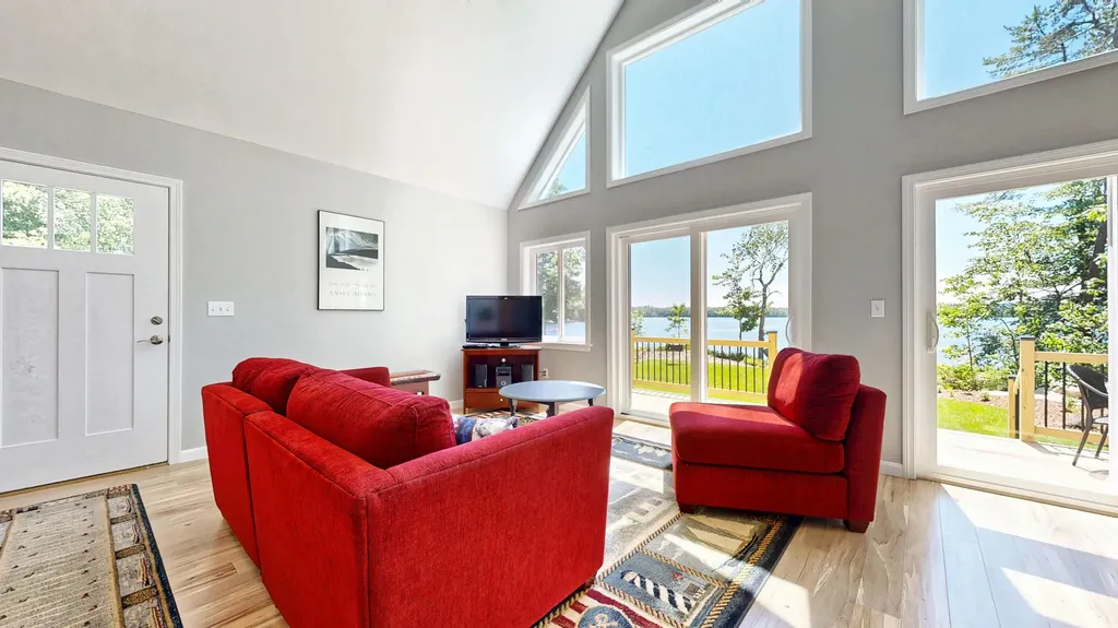 200 Thomas Pond Terrace Road Raymond ME 04071