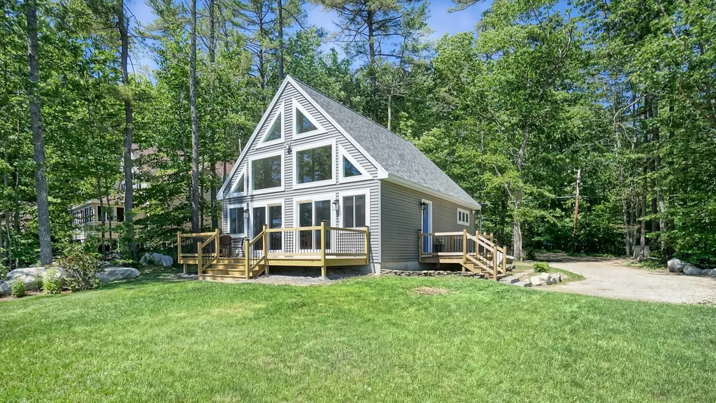 200 Thomas Pond Terrace Road Raymond ME 04071