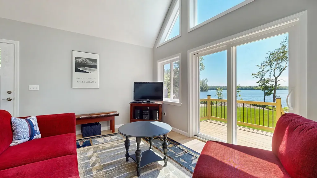 200 Thomas Pond Terrace Road Raymond ME 04071