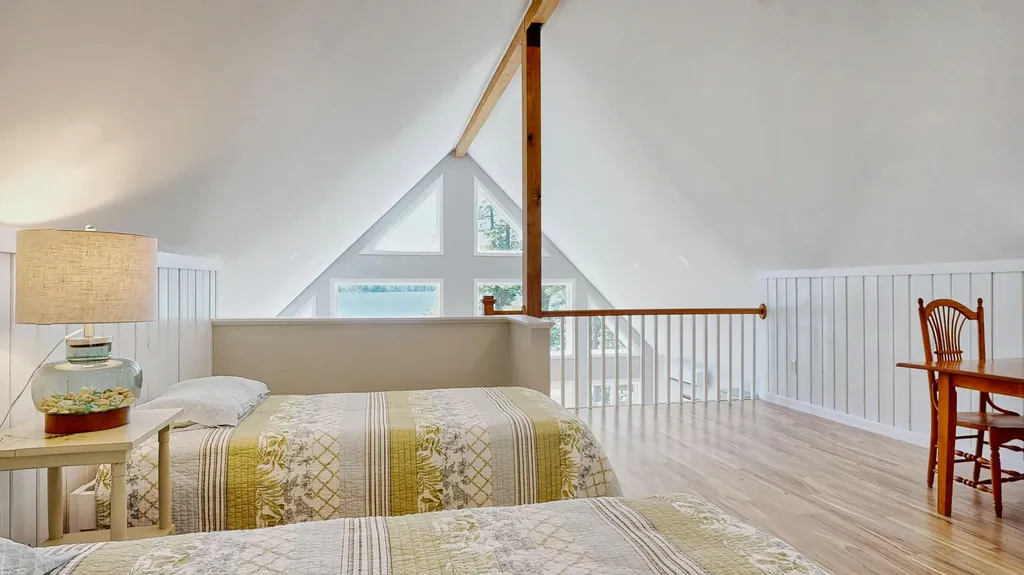 200 Thomas Pond Terrace Road Raymond ME 04071