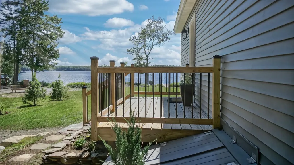 200 Thomas Pond Terrace Road Raymond ME 04071