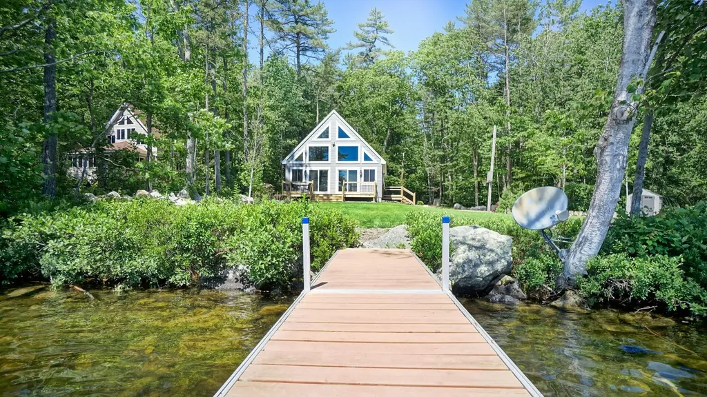 200 Thomas Pond Terrace Road Raymond ME 04071