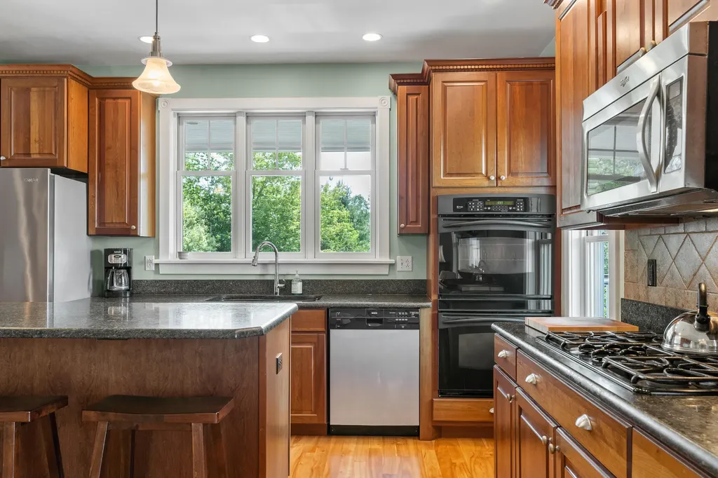 68 West Shore Road Harpswell ME 04003