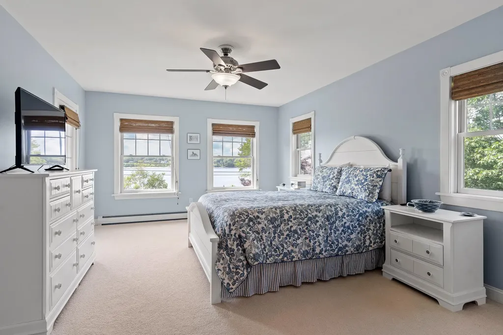 68 West Shore Road Harpswell ME 04003