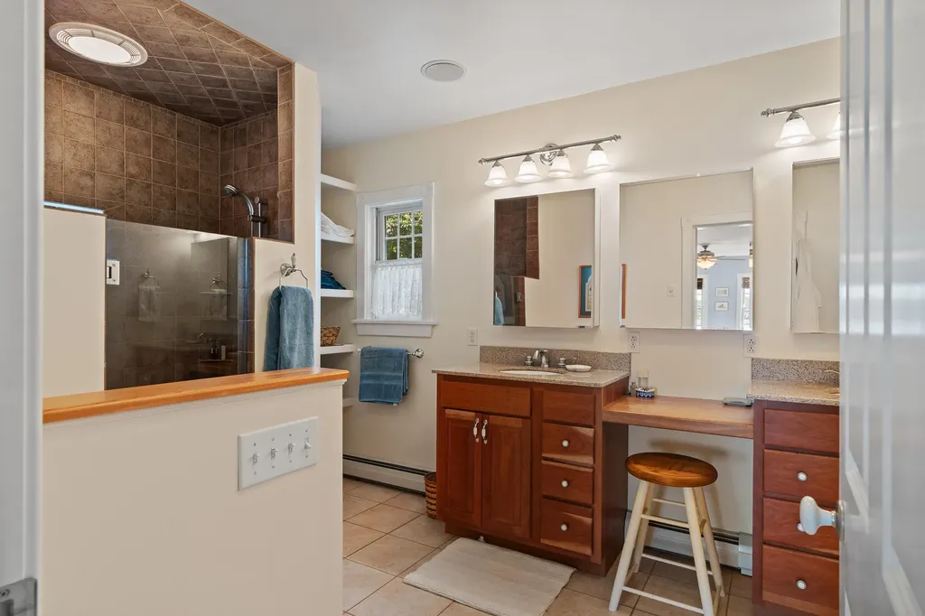 68 West Shore Road Harpswell ME 04003