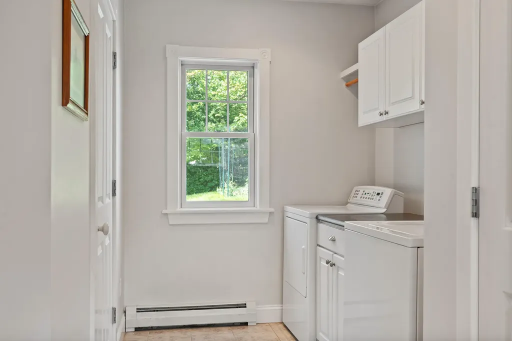 68 West Shore Road Harpswell ME 04003