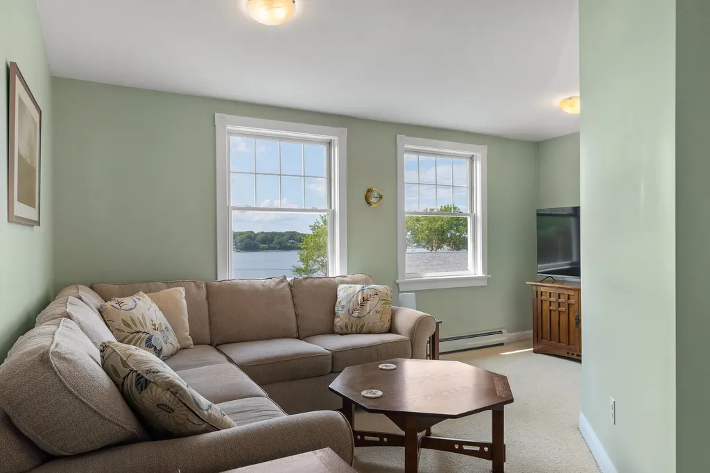 68 West Shore Road Harpswell ME 04003