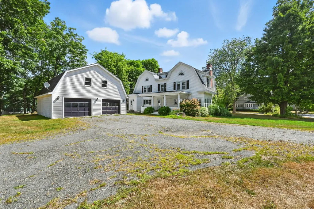 185 Main Street Pittsfield ME 04967