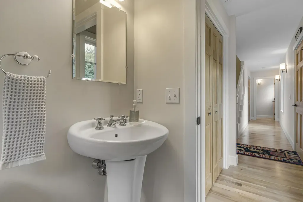 12 Evergreen Lane Newry ME 04261
