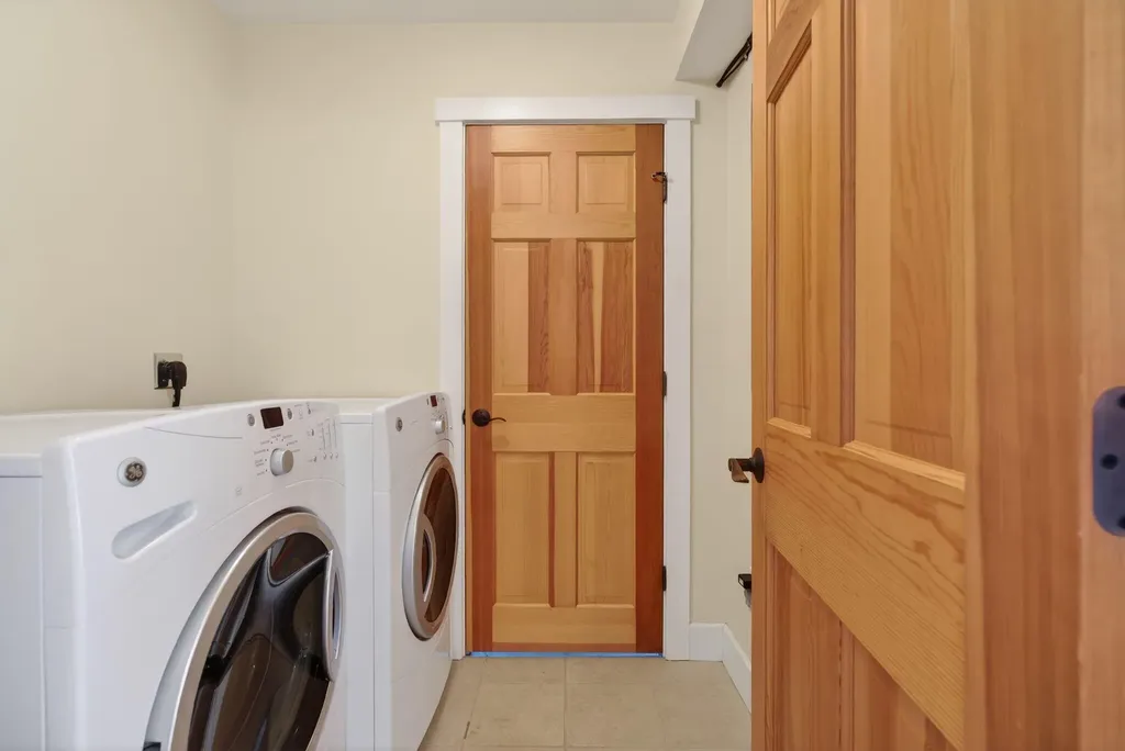12 Evergreen Lane Newry ME 04261