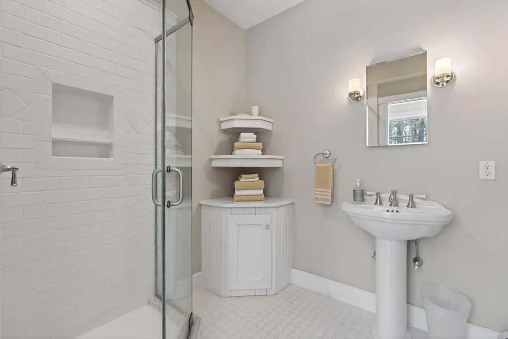 12 Evergreen Lane Newry ME 04261