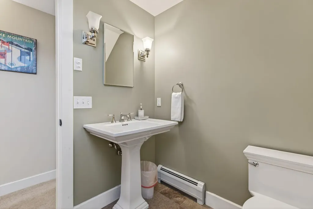 12 Evergreen Lane Newry ME 04261