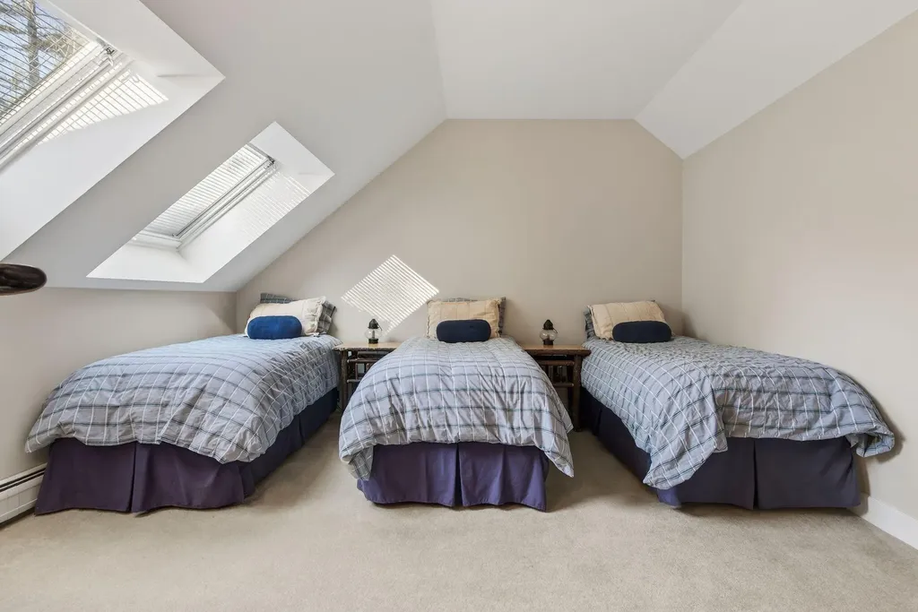 12 Evergreen Lane Newry ME 04261