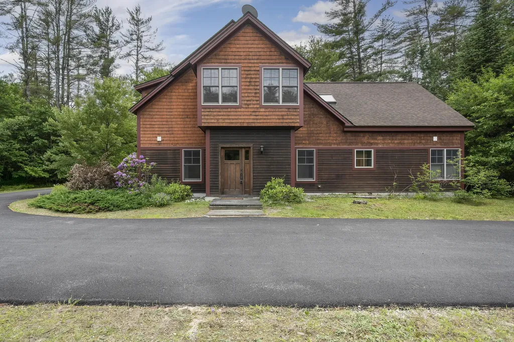 12 Evergreen Lane Newry ME 04261