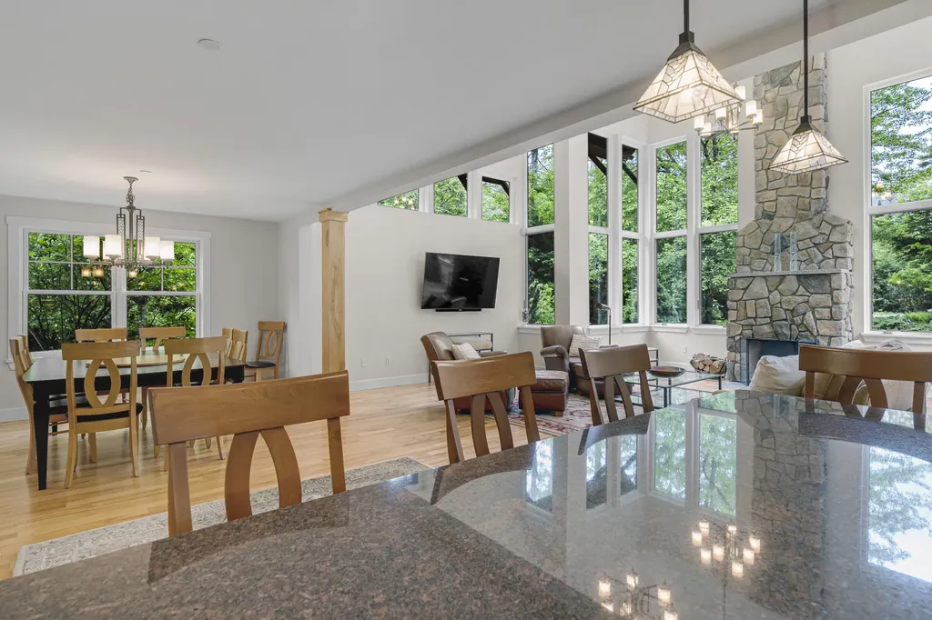 12 Evergreen Lane Newry ME 04261