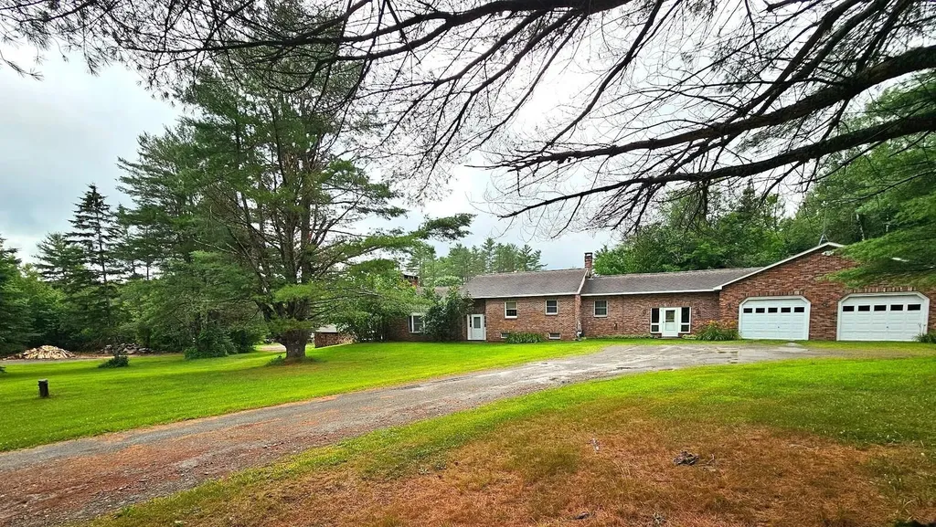 94 Blaisdell Road Newport ME 04953