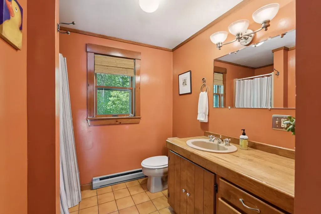 86 Cooks Mill Road Naples ME 04055