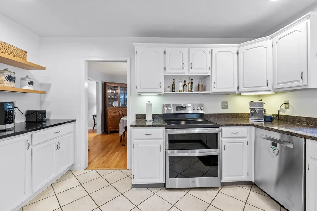 8 Chestnut Road Brunswick ME 04011