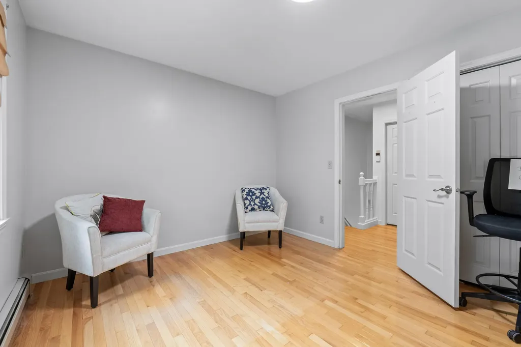 8 Chestnut Road Brunswick ME 04011