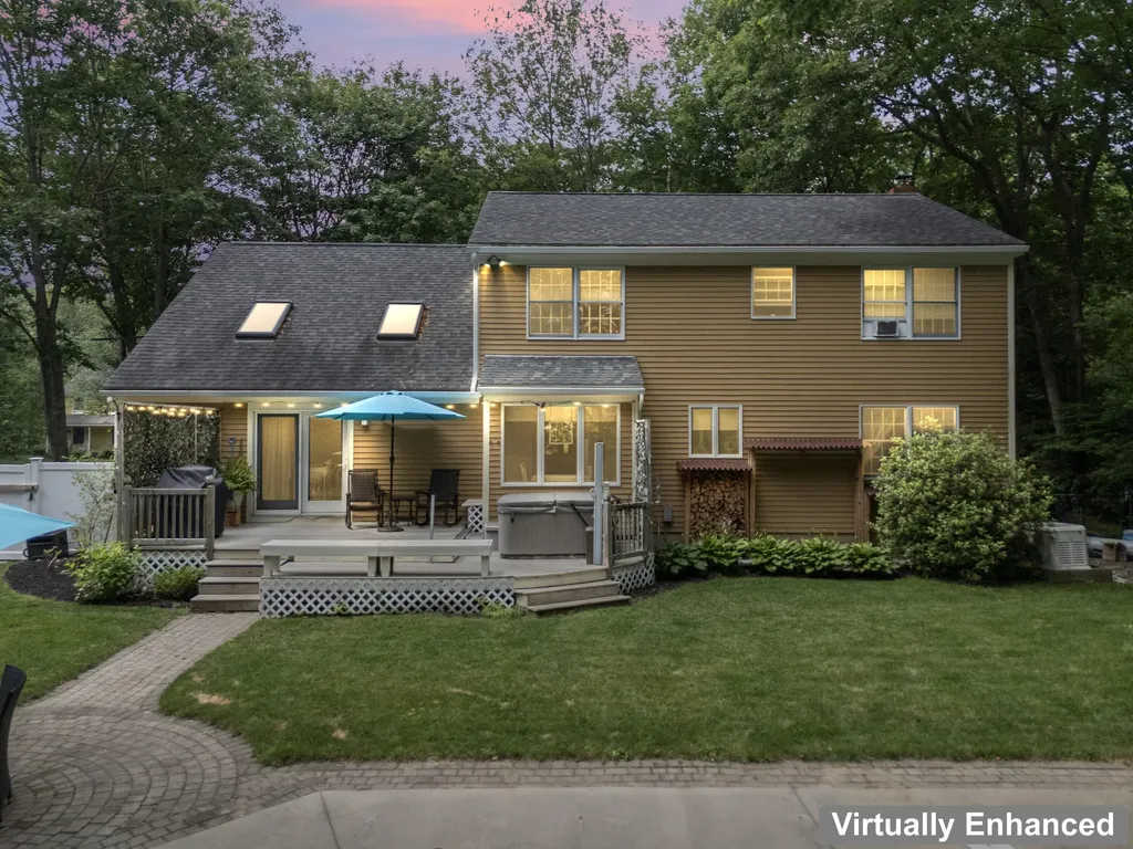 8 Chestnut Road Brunswick ME 04011