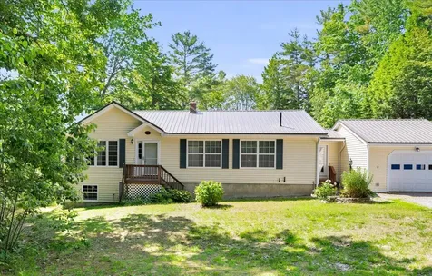 95 The Woods Road Union ME 04862