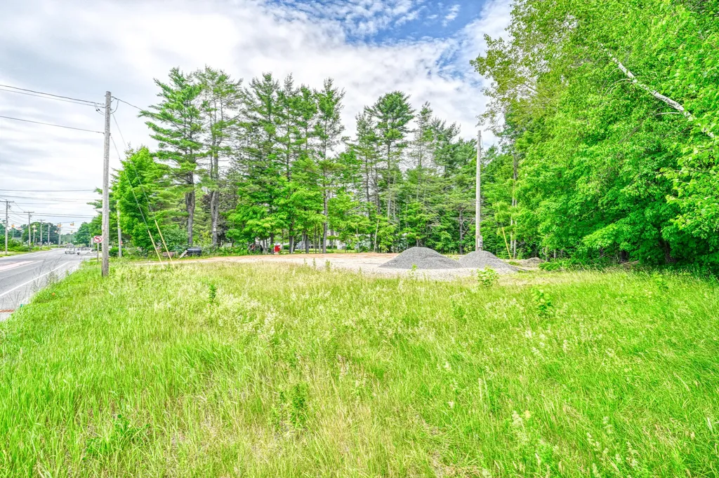 490-497 Old Belgrade Road Augusta ME 04330