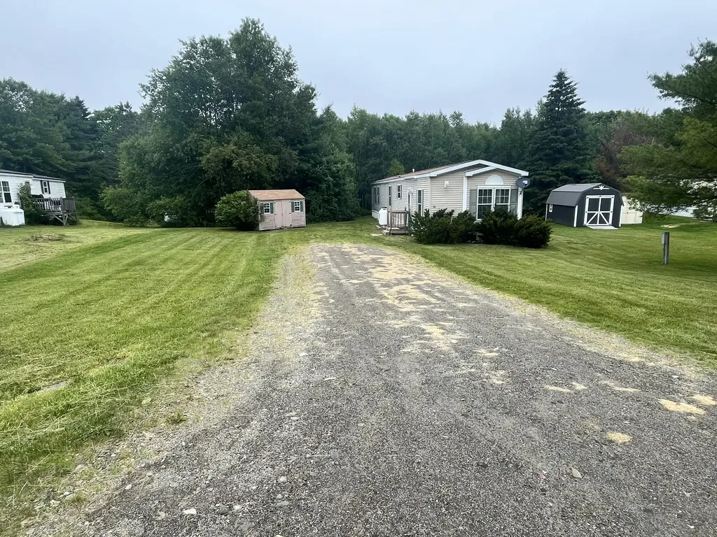 38 Lorna Lane Glenburn ME 04401