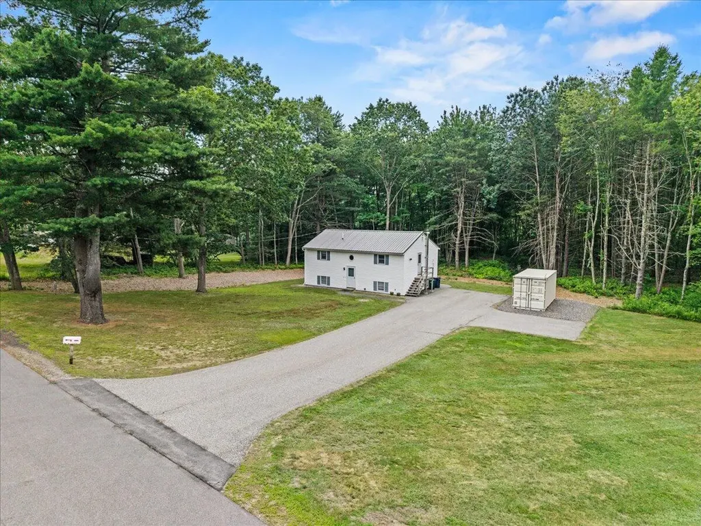 31 Proctor Road Biddeford ME 04005