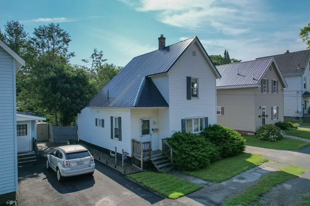 177 Birch Street Bangor ME 04401
