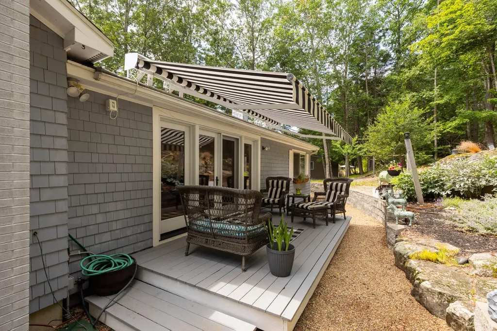 244 Clay Hill Road York ME 03902