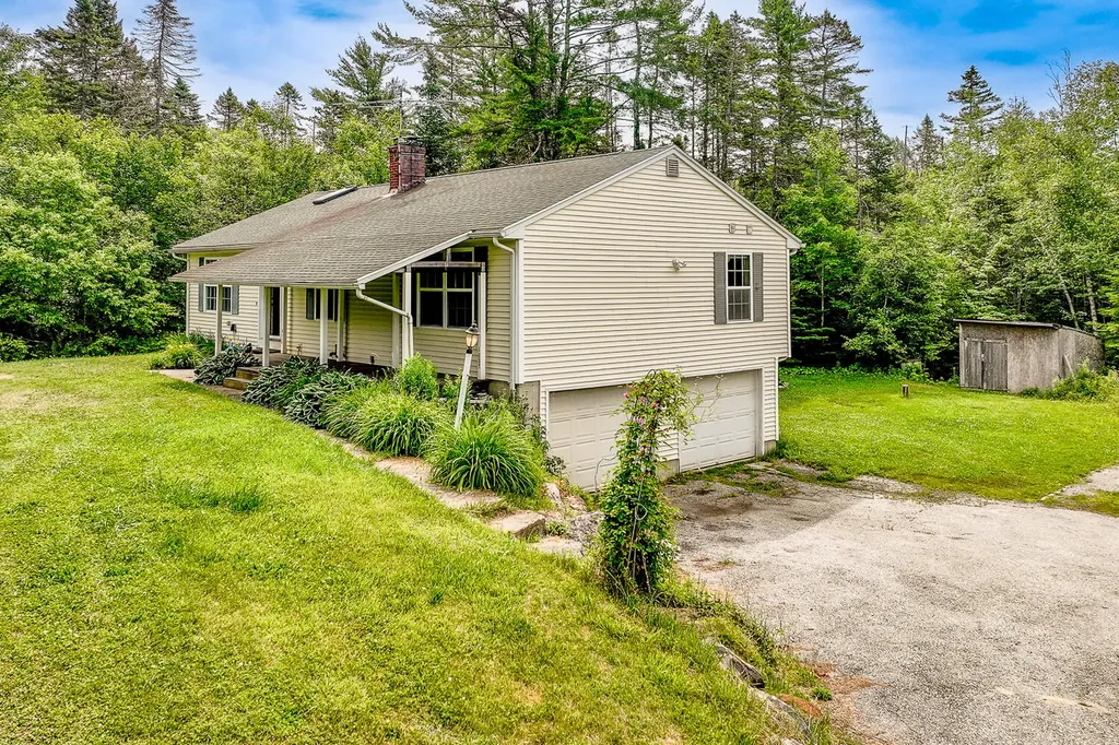 421 Cushing Road Cushing ME 04563