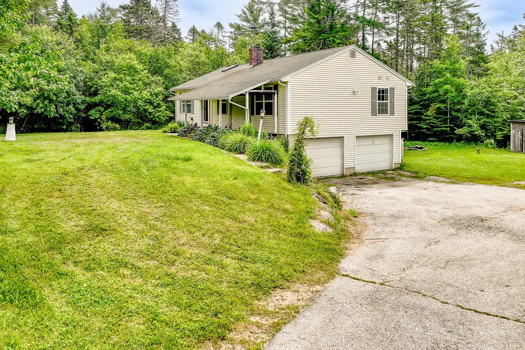 421 Cushing Road Cushing ME 04563