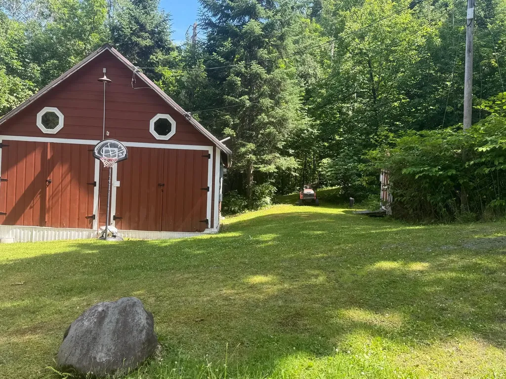 422 West Road Portage Lake ME 04768