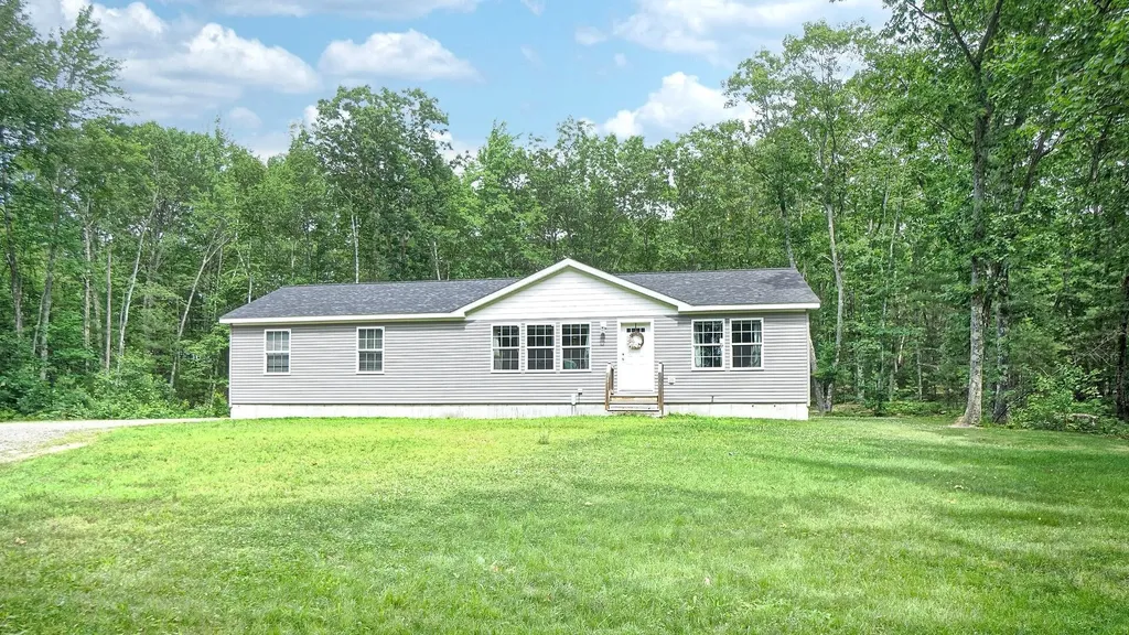 73 Davis Road Lyman ME 04002