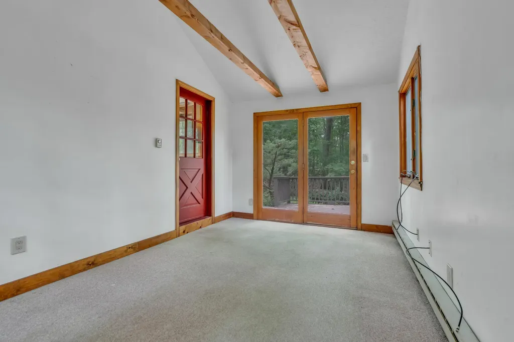 14 Pinewood Circle Biddeford ME 04005