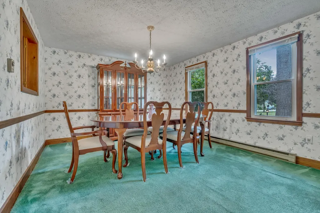 14 Pinewood Circle Biddeford ME 04005
