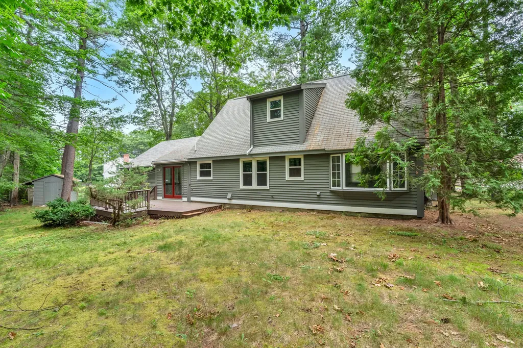 14 Pinewood Circle Biddeford ME 04005