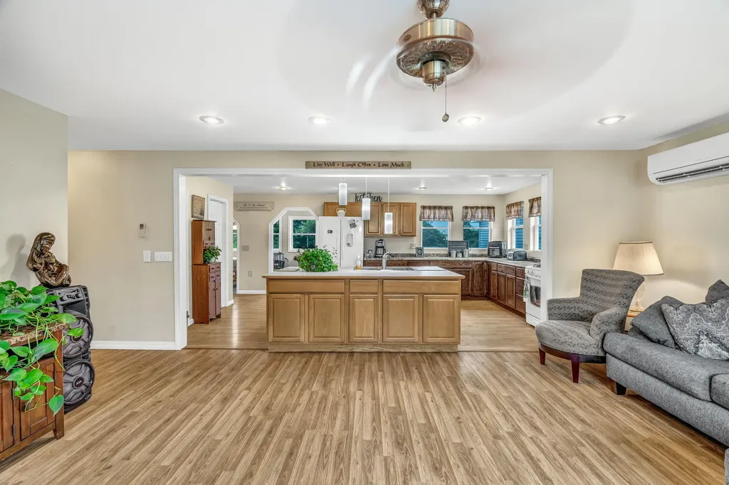 102 New Hampshire Street Millinocket ME 04462