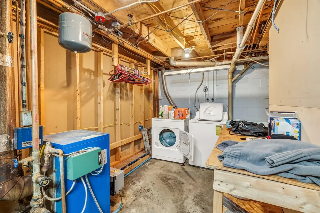 102 New Hampshire Street Millinocket ME 04462
