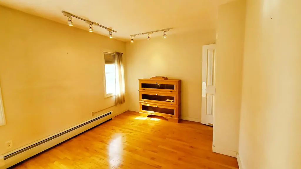 9 Wood Street Bangor ME 04401