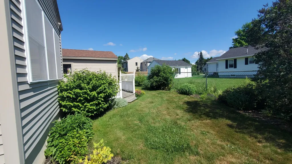 9 Wood Street Bangor ME 04401