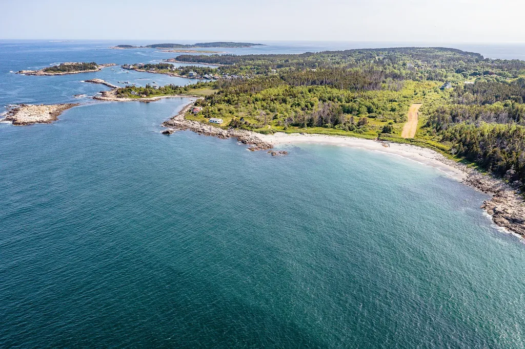 83 North Road Matinicus Isle Plt ME 04851
