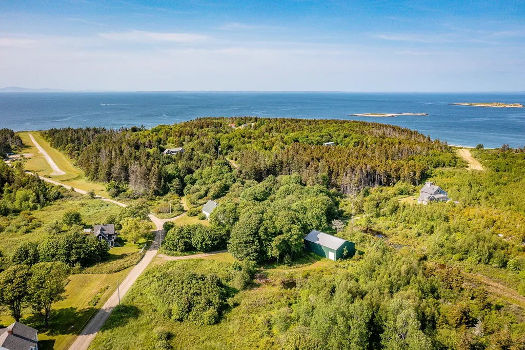 83 North Road Matinicus Isle Plt ME 04851