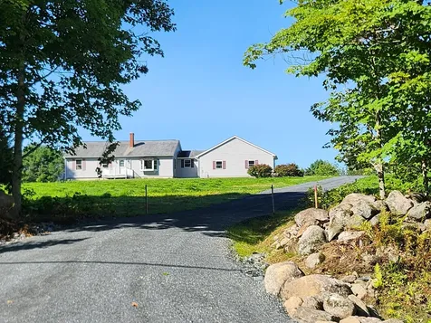 87 Madawaska Road Palmyra ME 04965