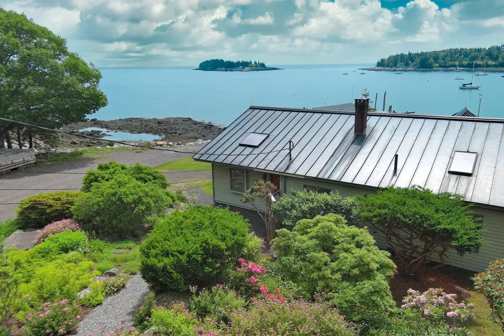 47 Barters Point Road Saint George ME 04860