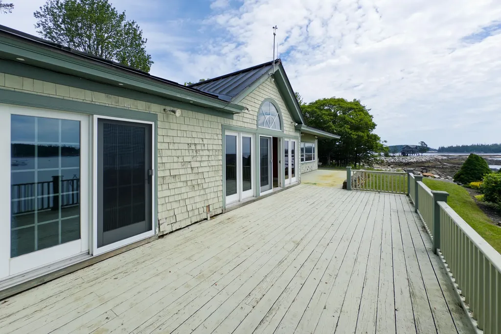 47 Barters Point Road Saint George ME 04860